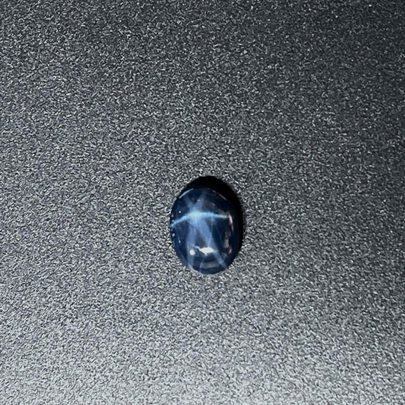 Natural Blue Star Sapphire 3.75 cts Oval Cut Loose Stone - Picture 3 of 5